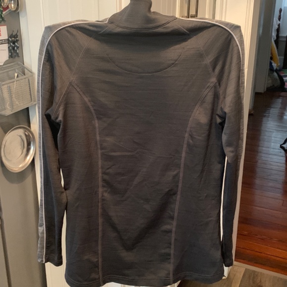 Masters Tech 1/4 zip‎ active pullover. Worn once - Picture 7 of 7